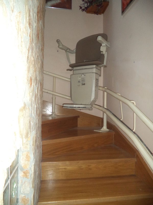 Széklift beépítés garanciával